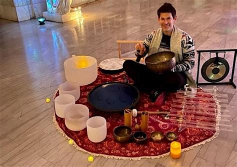 Oscars GLOW NEW Moon Sound Bath & guided meditation @ hollywood estate ...