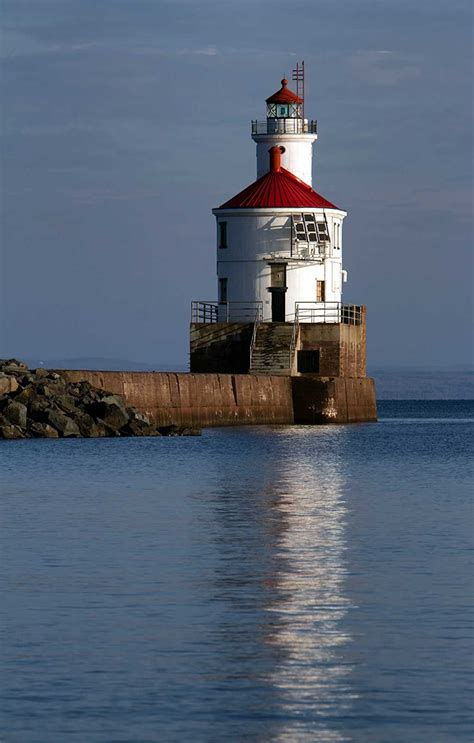 Wisconsin Point Lighthouse (Superior Main Entry Lighthouse ...