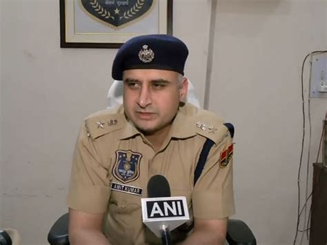 Dispute between two Karni Sena factions turns violent in Jaipur, one ...