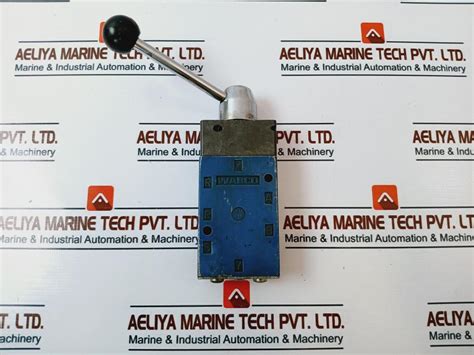 Wabco 5631270000 Hand Lever Pneumatic Directional Valve – Aeliya Marine ...