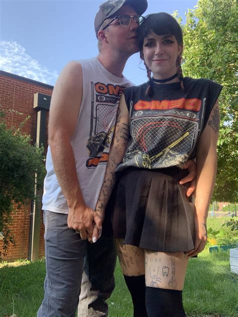 if u see us at the show tonight pls warn us before u beat the shit out of us ty 🖤 : r/deathgrips