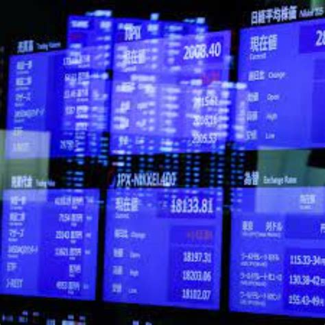 Asian stocks draw foreign money as US rate hikes could