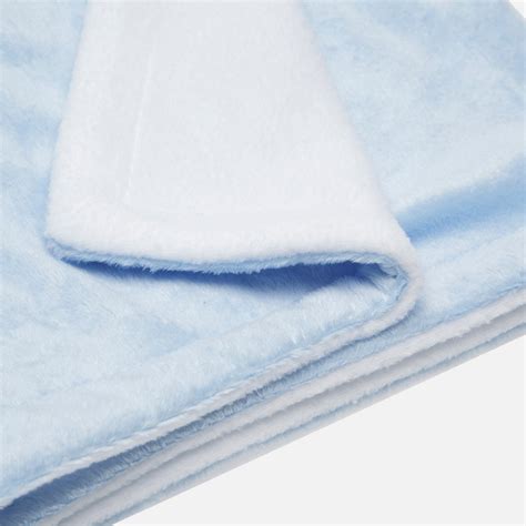 Buy Juniors Solid Mink Fleece Blanket from Juniors at just INR 799.0 at ...
