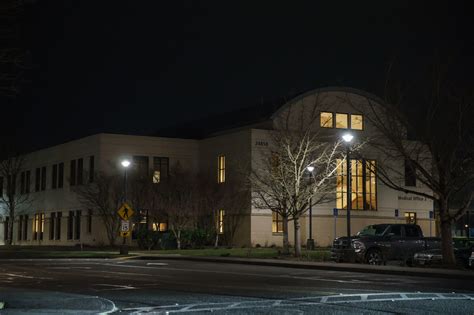 Legacy Mount Hood Medical Center protest - oregonlive.com