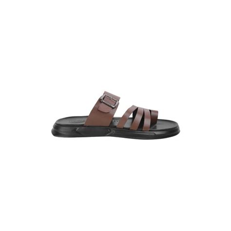Buy Mochi Men Tan Casual Slippers & Flip Flops Online | SKU: 16-1004-23 ...