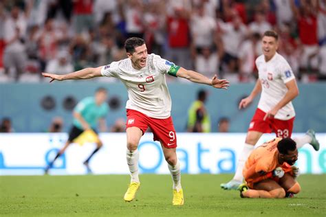 How many goals has Barcelona star Robert Lewandowski scored for Poland?
