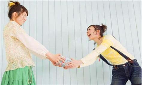 不想收礼物怎么退最新素材