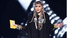 madonna e gli illuminati madonna e maluma l ascensione degli illuminati in madonna e gli illuminati madonna e maluma l ascensione degli illuminati in