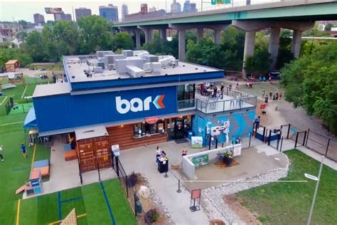 10 best places to sip with your pup: Top dog bars in the US