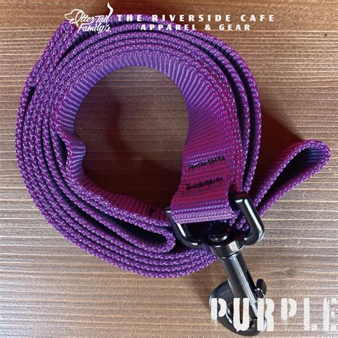 VIVID COLOR 2WAY LEAD PURPLE | THE RIVERSIDE CAFE APPAREL & GEAR