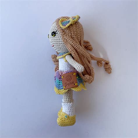 Iris Doll | BusyKnots