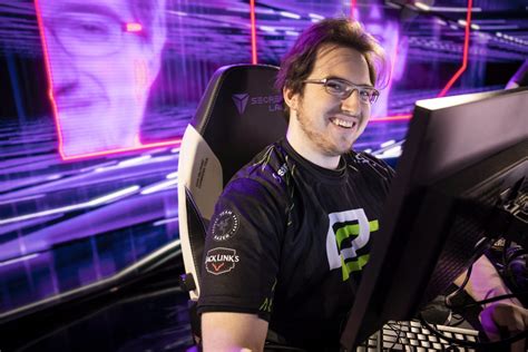 Best VALORANT Players, Ranked | Who Is the Best VALORANT Player? - Dot ...