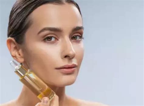 মুখের গ্লো বাড়ায় কমলালেবুর খোসা, কীভাবে ব্যবহার করবেন? - Orange peel ...