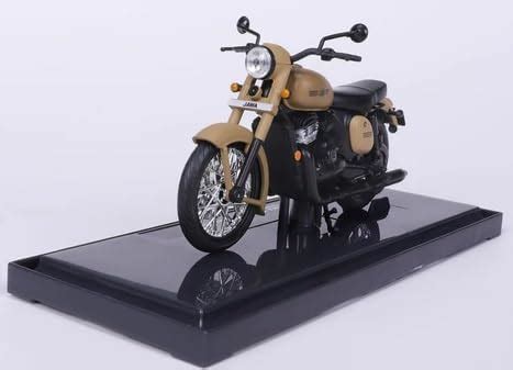 Maisto Plastic Jawa Khakhi Miniature Model Bikes; 1:18 Die-Cast Scale ...