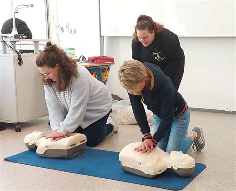 Ah, ha, ha, ha, stayin‘ alive – ein Rhythmus, der Leben retten kann