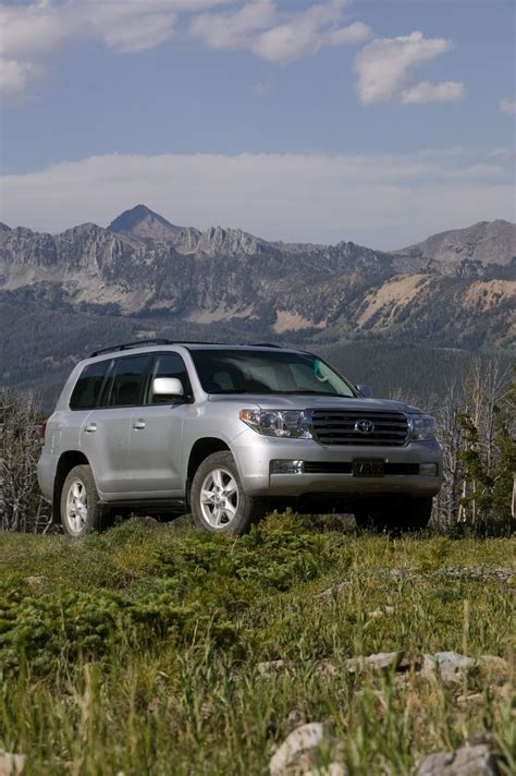 2010 Toyota Land Cruiser Image. Photo 48 of 58