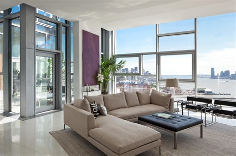 How to decorate a room with floor-to-ceiling windows, tips from a pro ...