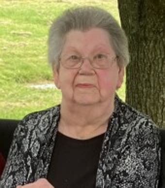 Louise Mae McMahon Obituary - 2024 - Wetzler Funeral Home, Inc.