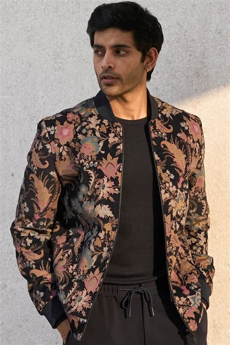 PAISLEY PRINTED BOMBER NAVY – CRAIG