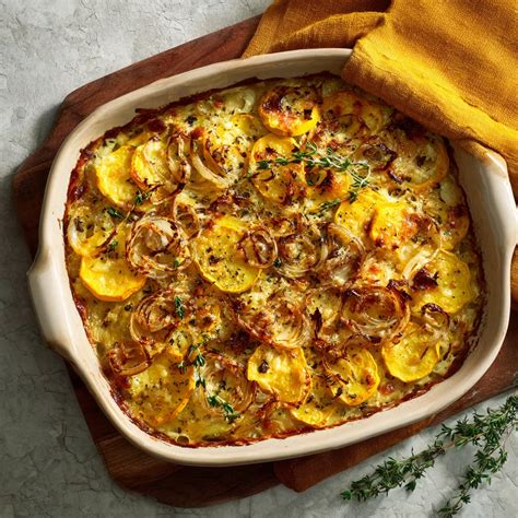 Old-Fashioned Squash Casserole Recipe Everyone Loves - labelrecipes.com