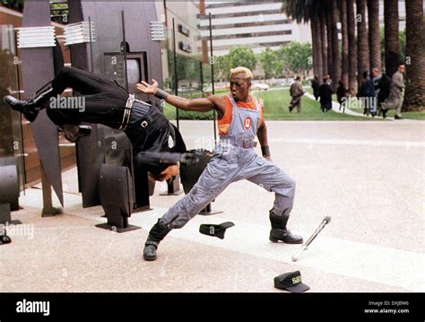 Demolition Man Fight Scene 的图像结果