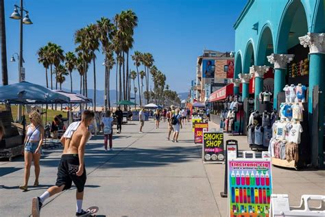 Venice Beach, Los Angeles : Un Guide Complet pour un Séjour Inoubliable ...