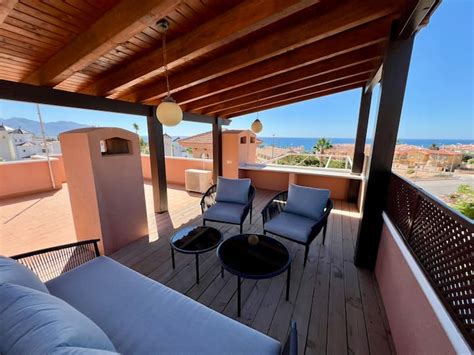 Sea Breeze Haven, 3BR + Rooftop Terrace & Pool - Flats for Rent in ...