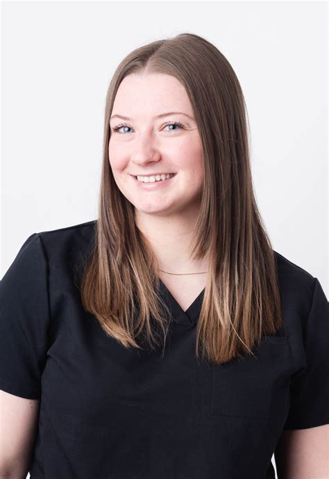 Meet Our Skin Experts | Jessica Elizabeth Skincare