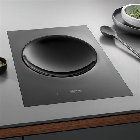 Miele SmartLine Induction Wok Set CS7641FL - Signature Appliances