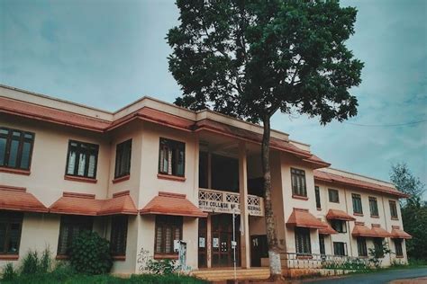 University of Kerala, University College of Engineering Kariavattom ...