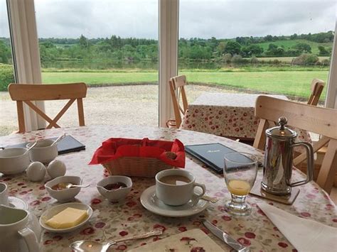 THE LAKE HOUSE B&B (Dunmanway) - B&B Reviews & Photos - Tripadvisor