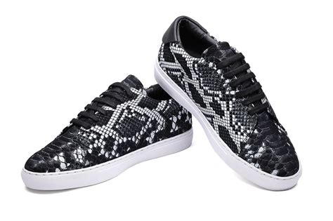 Bespoke Handcrafted Ready to Wear Formal & Casual Shoes for Men.