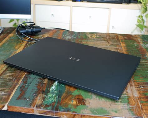 LG Gram 17 Inch Laptop 的图像结果