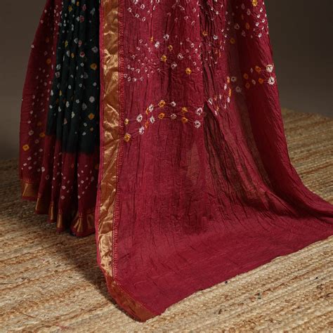 Kutch Tie-Dye Cotton Bandhani Saree with Blouse Piece