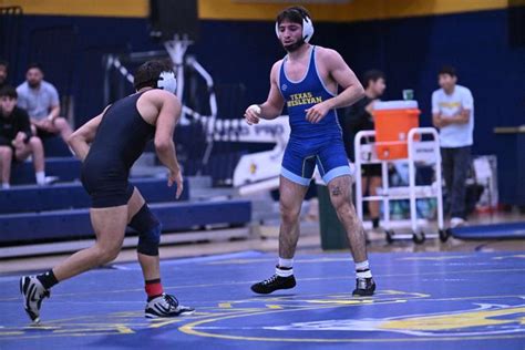 MWRESTLING: Texas Wesleyan's Dominic Chavez Earns No. 1 Spot in Final ...