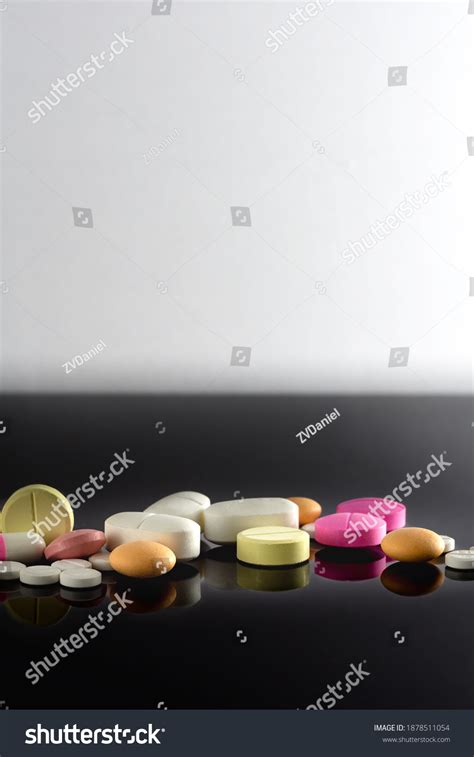 Medicine White Background 的图像结果
