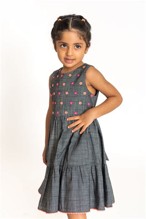 Black Nostalgia Dress – A Little Fable