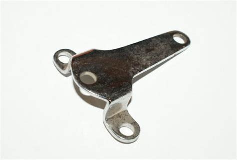 Speedo and Tacho Mounting Bracket Chrome BSA | BRITISH Only Austria ...