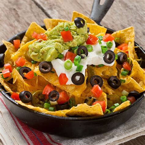 Elevate your Sundowners with Goan Charlie at Doce, Hilton Goa Resort