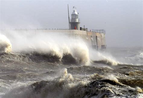 Kent braced for strong winds and temperature drop as autumnal weather ...