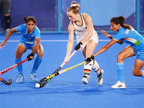 Indian men's archery team reaches quarterfinals; Sharat Kamal won in ...