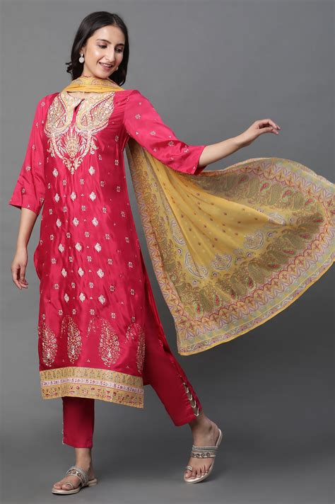 Buy Dark Pink Placement Printed Kurta, Pants And Dupatta Set @ 4399 | W ...
