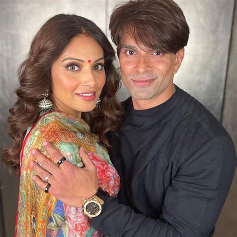 Karan Singh Grover in awe of Bipasha Basu ahead of 1st baby