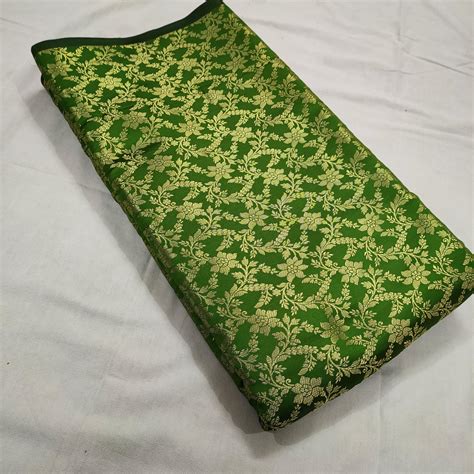 Sunflower Jaal Style Santan Silk Fabrics – Mohsin Textiles