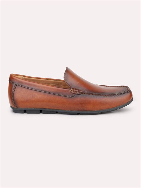 Shop Atesber Scott Brown Solid Loafer Shoes for Men Online– Inc.5