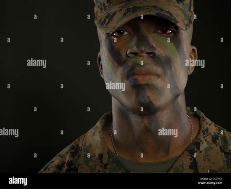 United States Marine Corps Officer in MARPAT digital camouflage uniform ...