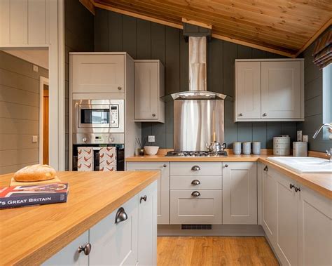 THIRLESTANE WOODLAND LODGES (Lauder) - Lodging Reviews & Photos ...