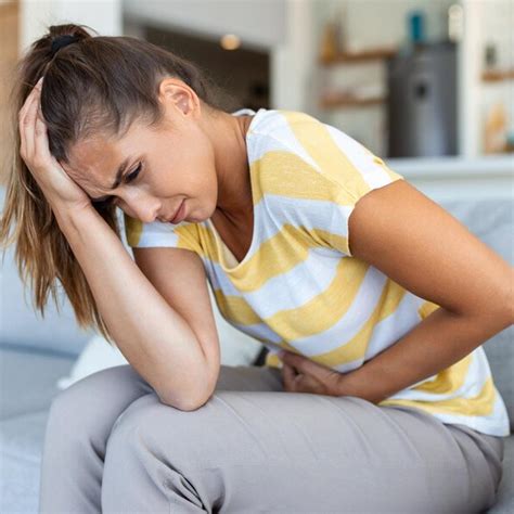 कार्यात्मक अपच क्या है? कारण, लक्षण और इलाज | Functional Dyspepsia in Hindi