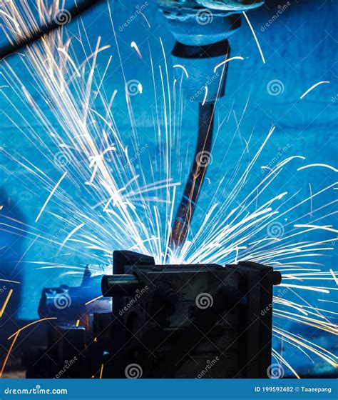 Welder Robots Movement in a Car Factory Stock Photo - Image of assembly, factory: 199592482