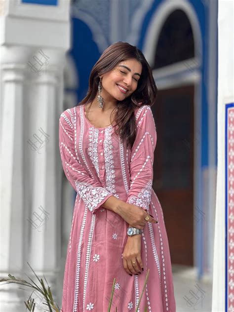 House Of Kari(Chikankari Clothing) - How to Choose the Perfect Wedding ...